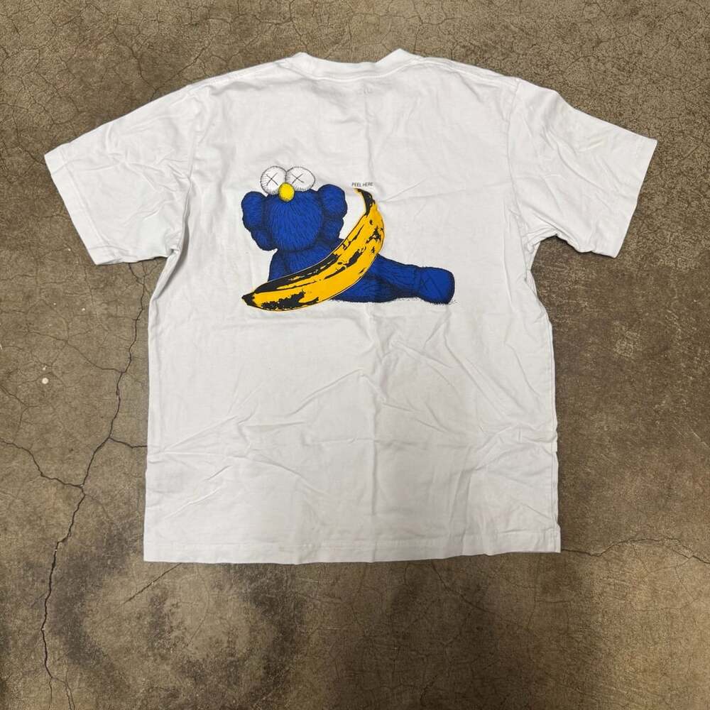 Uniqlo KAWS x Warhol UT Graphic T-Shirt Size M White Banana